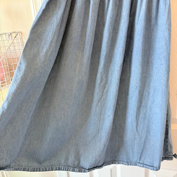 Hanna Andersson Smocked Light Washed Chambray Dress 130 - Picture 5 of 9